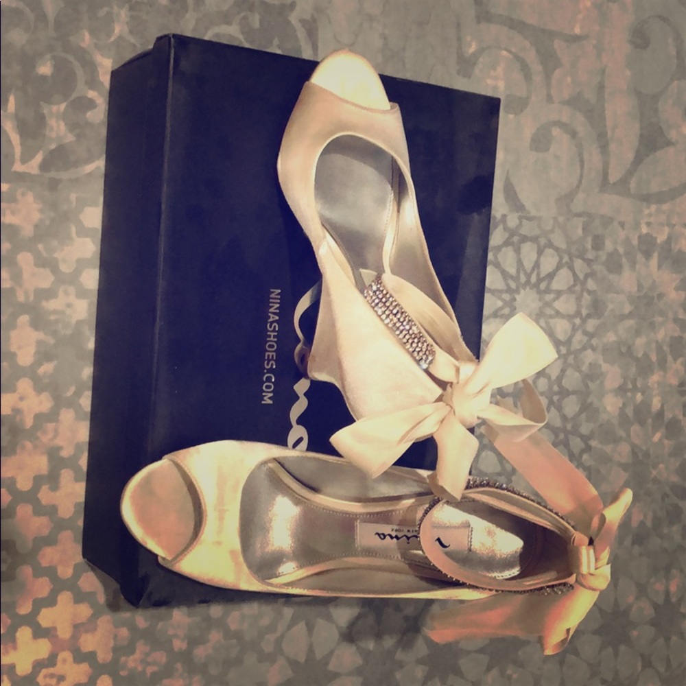 Nina Emma wedges